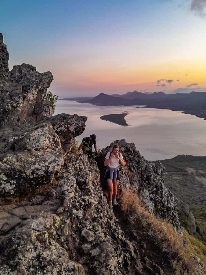 Sunrise hike at Le Morne Brabant with Local Guides (UNESCO) - Before Dawn Logistics: Meeting Point, Headlamp, and What You’ll Need