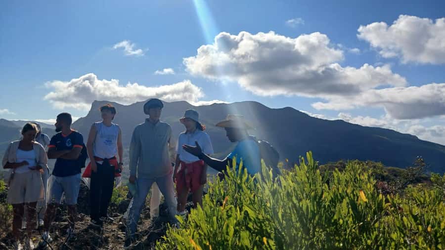 Sunrise hike at Le Morne Brabant with Local Guides (UNESCO) - Sunrise Timing: How to Protect the Main Goal