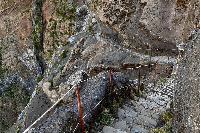 Sunrise Transfer To Pico Do Arieiro, Hike To Pico Ruivo & Return From Teixeira - Pico Ruivo (1862 m): Highest Mountain on Madeira and a Major Hit of Altitude
