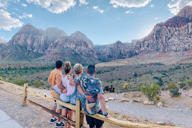 Sunset Hike and Photography Tour near Red Rock with Optional 7 Magic Mountains - Stop 3: Spring Mountain Ranch State Park and the Red Rock-ish vibes
