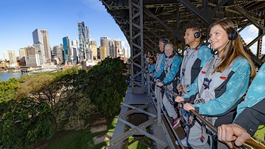 Sydney: Guided Daytime Summit Climb of Sydney Harbour Bridge - Climbing pace, stops, and the stuff that makes it feel easier