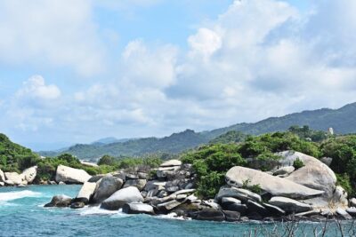 Tayrona Park Hike And Beach Day - The Santa Marta to El Zaino transfer: start strong, not frantic
