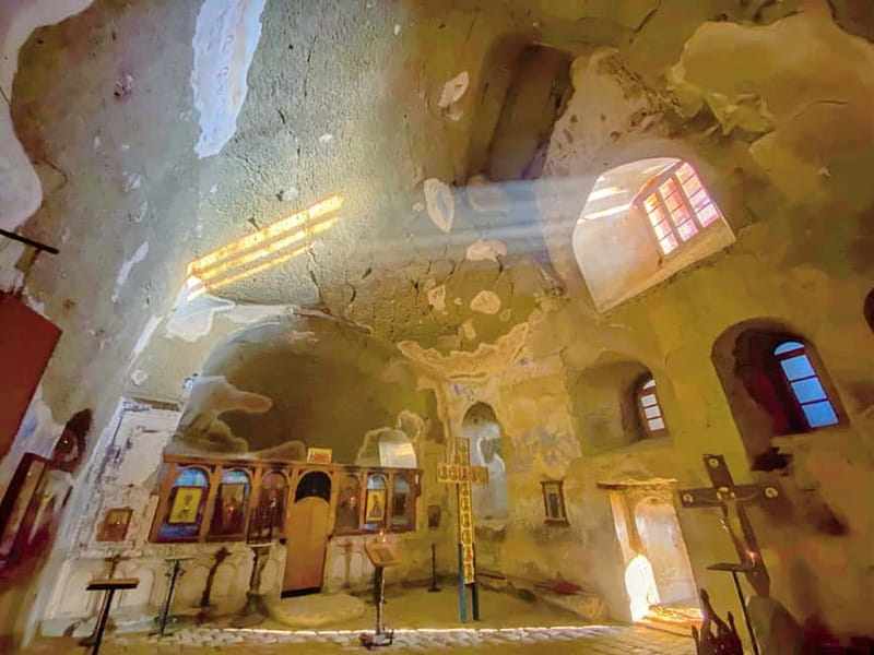 Tbilisi: Real Adventure – Gareja & Rainbow Desert 4x4 + Hike - Driver + guide make or break 4x4 days