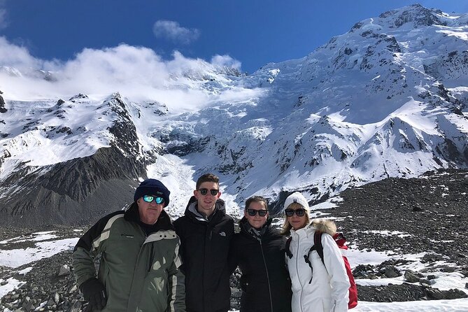The Adventurer: Tasman Glacier Heli-hike - How the guide makes the difference on ice