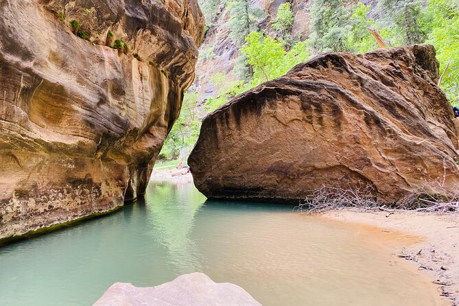 The Narrows: Zion National Park Private Guided Hike - Zion Lodge charcuterie picnic: why the lunch stop isn’t just fuel