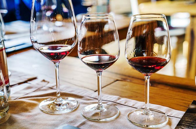 The Sedona Experience - Hiking, Lunch and Wine Tasting (Private Tour) - Uptown Sedona lunch: sit down, order from the menu, then breathe