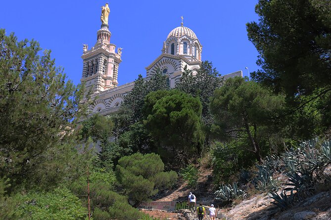 The Urban Hike of Marseille - Start at 19 Quai des Belges, Then Get Oriented at the Old Port