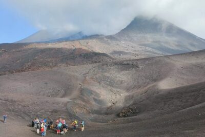 Tour to the Summit Craters of Etna 2920 meters with cable car and Jeep - The guided crest walk through the 2002/03 craters