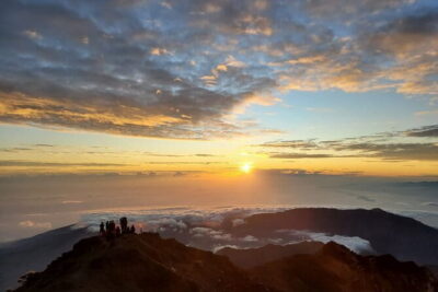 Trekking Mt. Rinjani 2D1N Via Sembalun - Crater Rim - Summit - The Summit Push: 2:00 am Wake-Up to 6:00 am Sunrise at 3,726 m