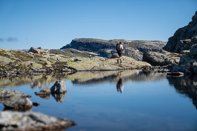 Trolltunga Day Hike - Lunch, snacks, and coffee: how the included food helps you finish strong