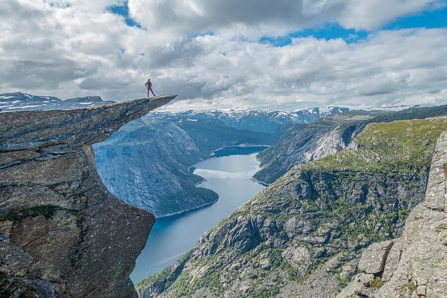 Trolltunga: Trolltunga Summer Hike - Ringedalsvatnet and Folgefonna: what the views are really telling you