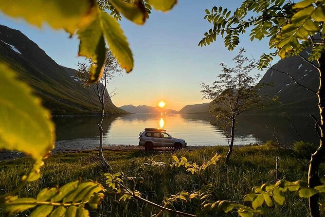 Tromsø: Arctic Landscapes Hiking / Snowshoeing Tour in the wild - The 4x4 drive along Tromsø fjords: where the day starts to click