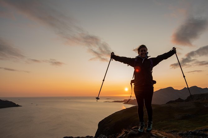 Tromsø: Midnight Sun Hike with Wandering Owl - Getting out of Tromsø: meeting at Scandic Ishavshotel and heading west