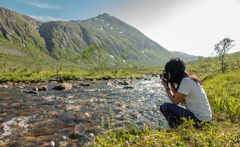 Tromsø: Summer Day Hike in the wilderness - What to pack (and wear) so the Arctic doesn’t boss you around