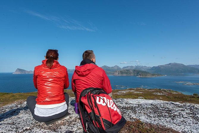 Tromsø: Summer Day Hike with Wandering Owl - A lunch-and-warm-drink moment in the wild Arctic