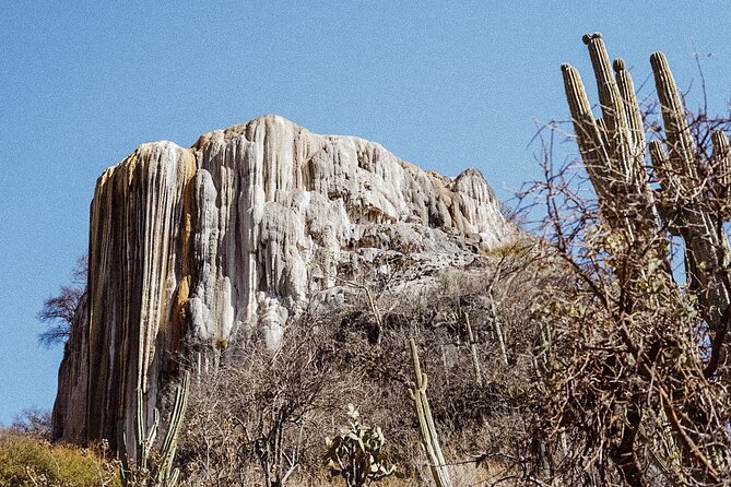 Ultimate Hierve el Agua Hike + Textile Art - Teotitlán del Valle Textile Village: Loops of Wool, Natural Dyes, and Family Cooking