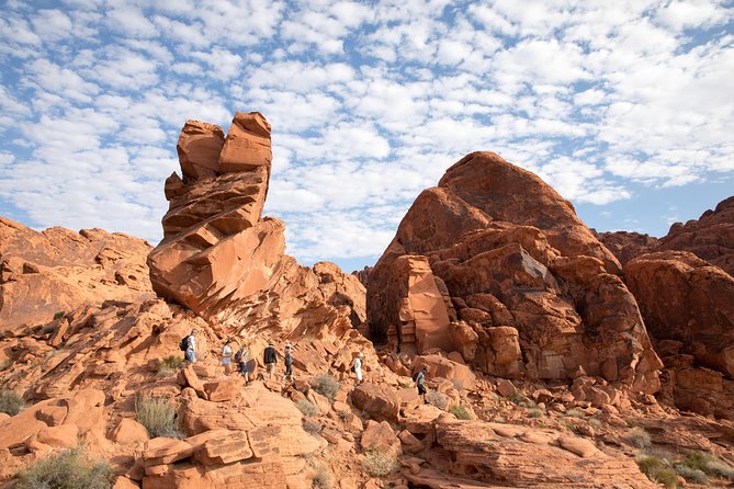 Valley of Fire Guided Hike from Las Vegas - Stop by stop: your Valley of Fire highlights on foot