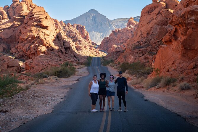 Valley of Fire Guided Hiking Tour and Mojave Desert Adventure - Visitor Center and Balancing Rock: why the exhibits matter
