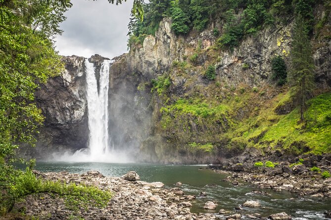 Visit Snoqualmie and Hike to Twin Falls (Transportation included) - Snoqualmie Falls: the 268-foot spectacle and the Twin Peaks factor