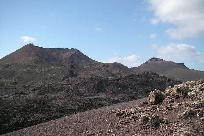 Volcano Hike - Timanfaya eruptions - Timanfaya start-point views that feel real, not staged