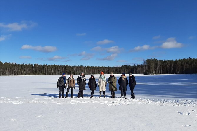 Winter Wonderland Hike in a National Park - Lunch over fire in a heated hut: the heart of the experience
