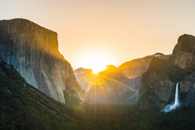 Yosemite Valley Private Hiking Tour - A private Yosemite Valley hike that actually saves your day