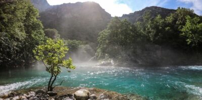 Zagori: Vikos Gorge full-day guided hike - Through the steepest canyon sections: walking with a story