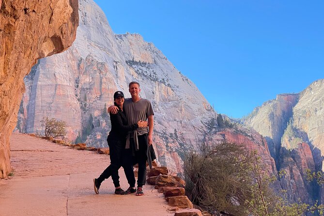 Zion National Park: Private Guided Hike & Picnic - Kayenta Trail and Emerald Pools: a watery break from the big climb